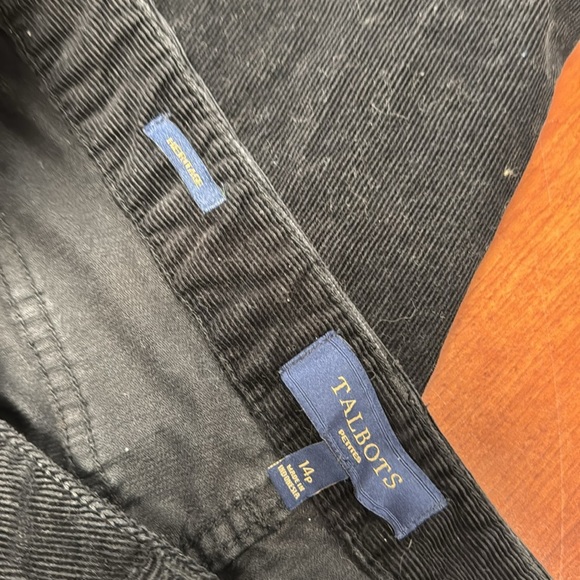 Talbots heritage corduroys 14 petite // 081727 - Picture 2 of 2